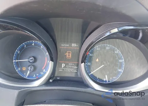 2014 Toyota Corolla S Plus из США, поврежденный, VIN 5YFBURHE9EP062544